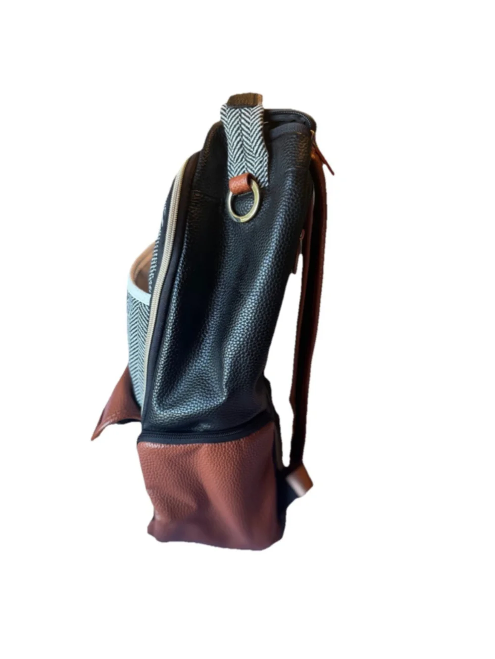Itzy Ritzy Diaper Bag Large Boss Backpack Bottle Pocket Herringbone Coffee Cream